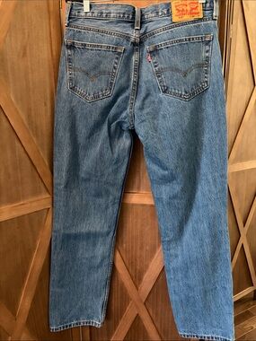 Levi's Straight Leg Blue Denim Jeans SIZE 34 x 32